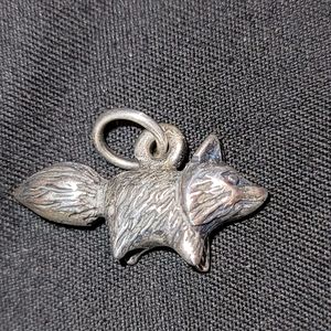 JAMES AVERY RETIRED FOX CHARM